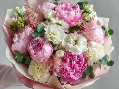 Букет с пионами «Пудровая нега»