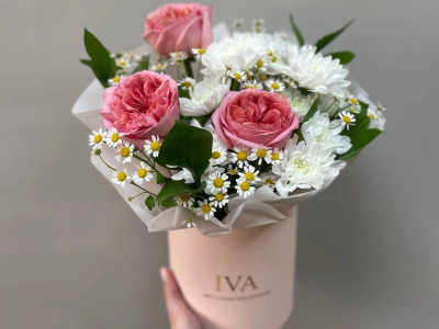 Коробка с пионовидной розой