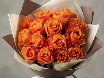 15 эквадорских роз