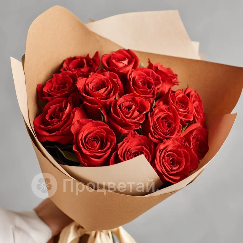 15 красных кенийских роз